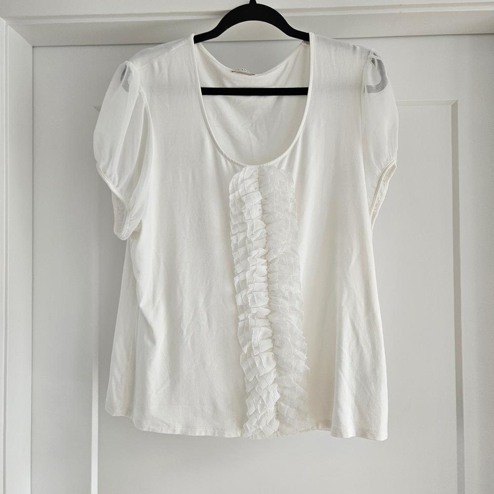 Elegant White Ruffle Detail Blouse